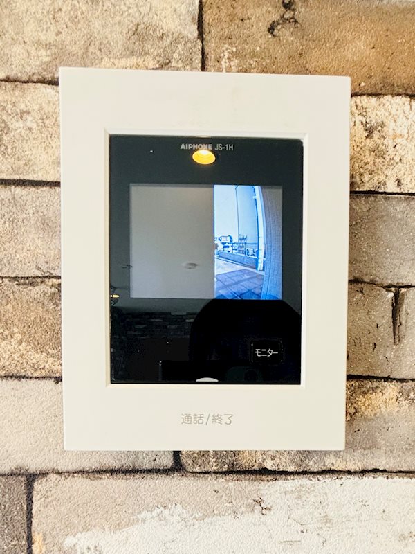 セキュリティ　ガレージ内にもTVモニターホンあり！