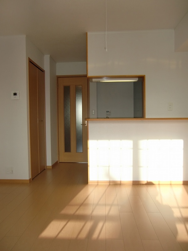 居室・リビング　同仕様写真