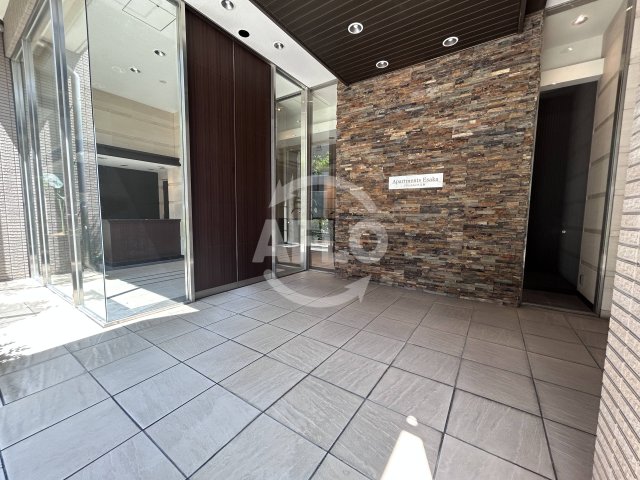 エントランス　アパートメンツ江坂　エントランス