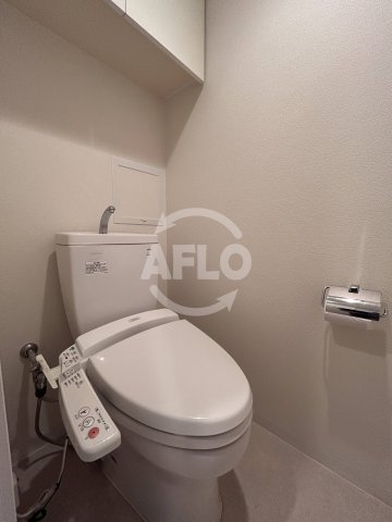 トイレ　アパートメンツ江坂　トイレ