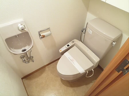 トイレ　※別部屋参考写真