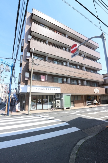 建物外観　鉄骨造の賃貸マンション！