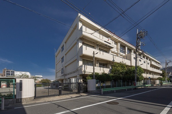 小学校　大田区立矢口小学校（小学校）まで60m