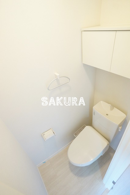 トイレ　嬉しい温水洗浄便座♪