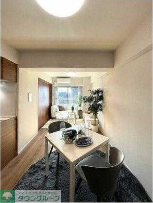 居室・リビング　家具はイメージです