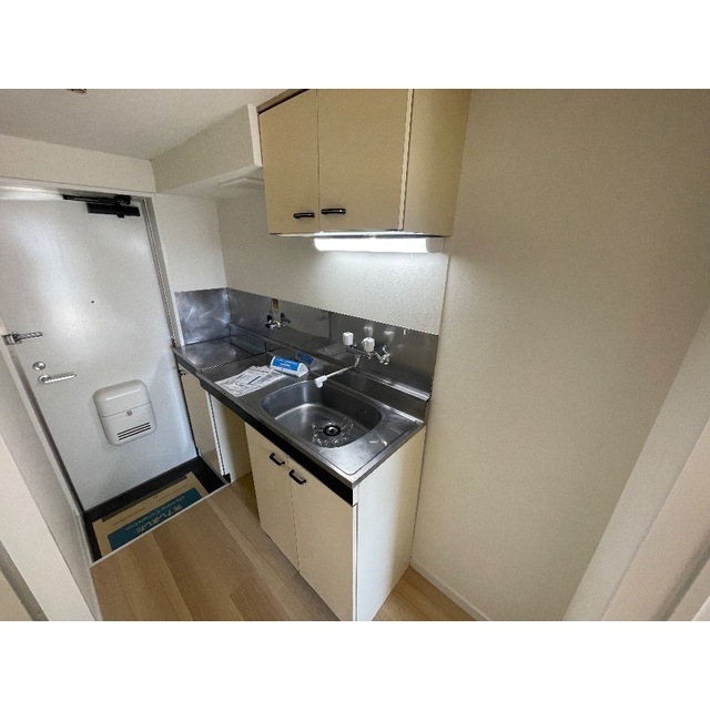 キッチン　コンパクトなキッチンで掃除もラクラク