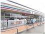 コンビニ　セブンイレブン鏡石中央店（コンビニ）まで801m