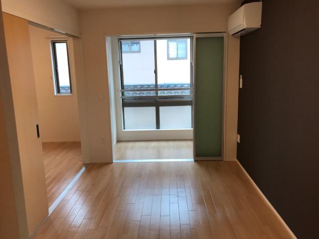 居室・リビング　リビング