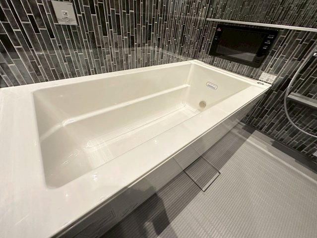 バス・シャワールーム　詳細は、RISUMO江坂本店までお問合せください♪