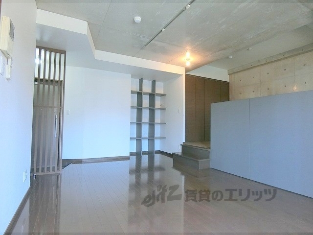 居室・リビング　リビング