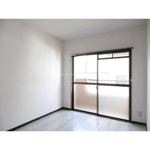 居室・リビング　使いやすい居間です