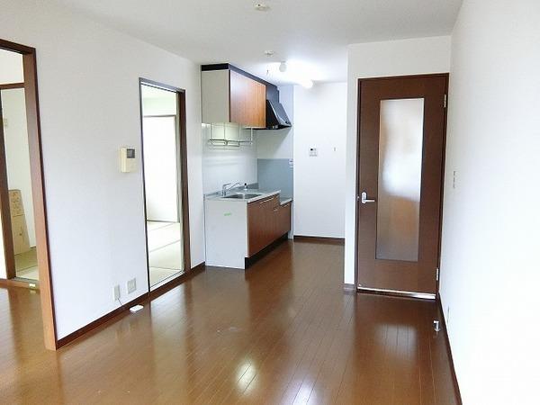 居室・リビング　広々リビング！