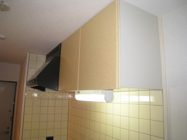 その他設備　同物件別号室のものです。　家具はイメージです。