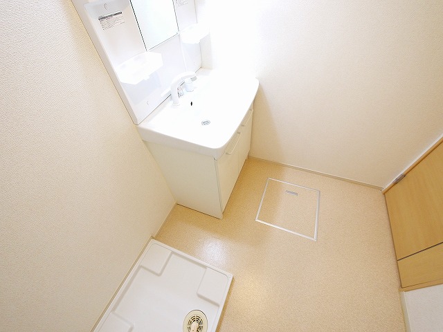 洗面設備　洗面所です