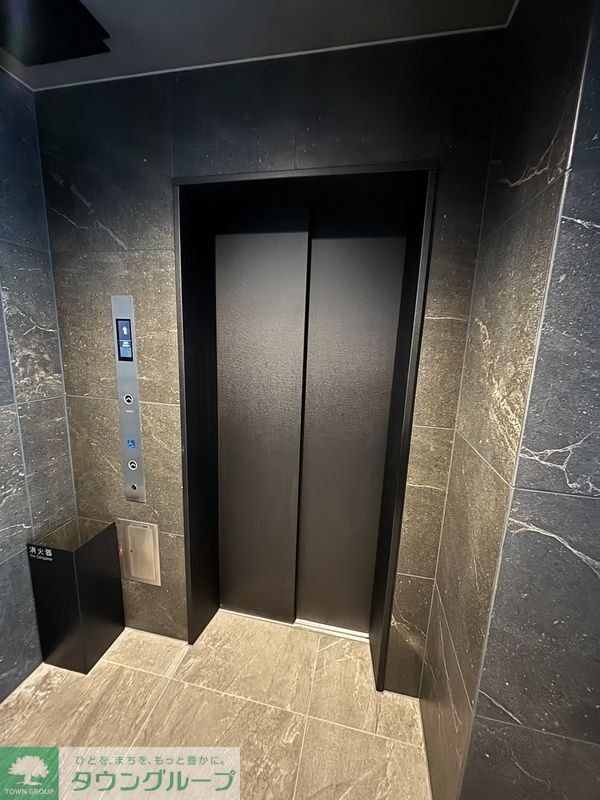 その他　エレベーター