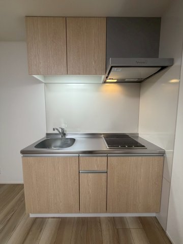 キッチン　コンパクトなキッチンで掃除もラクラク