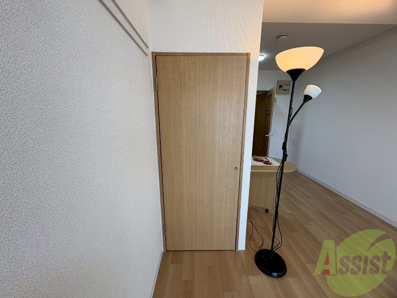 収納　こちらは収納スペースになります。お洋服はこちらに。