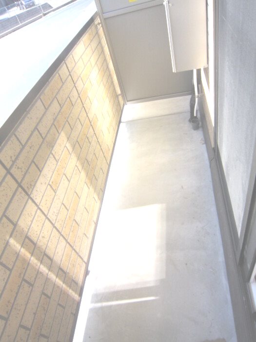 バルコニー　103号室写真使用