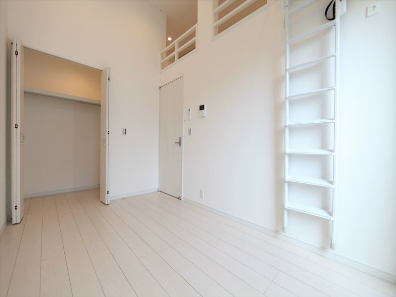 その他　洋室5.1帖　ロフト5.3帖（収納でもお部屋でも使えます）