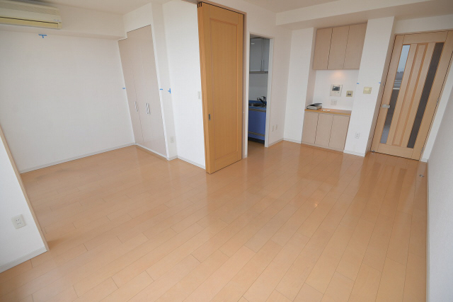 居室・リビング　写真は同マンションの別のお部屋のものです