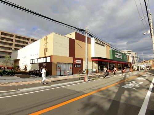 スーパー　Foods Market satake ビエラ千里丘店（スーパー）まで1290m