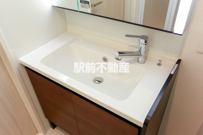 洗面設備　写真は同タイプ別号室