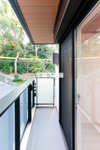 バルコニー　写真は同タイプ別号室