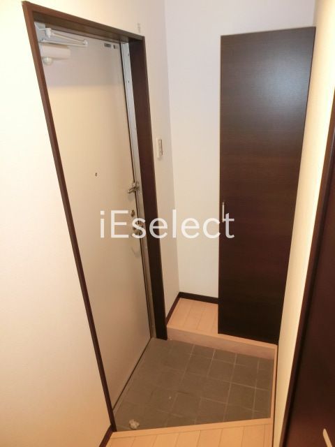 玄関　シューズBOX付きの玄関。