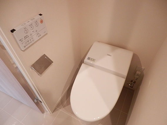 トイレ　参考写真