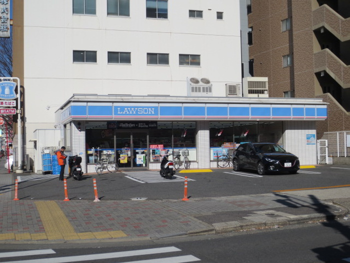 コンビニ　ローソン下前津（コンビニ）まで30m