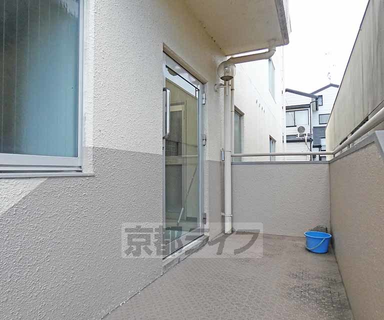 その他共有部分　建物入口です。