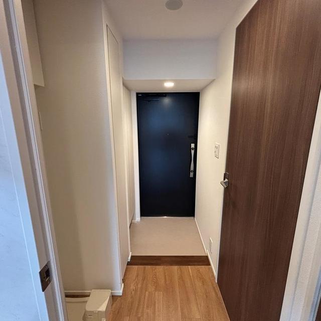 玄関　※写真は同タイプ住戸です。