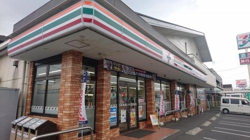 コンビニ　セブンイレブン 倉敷中畝10丁目店（コンビニ）まで589m