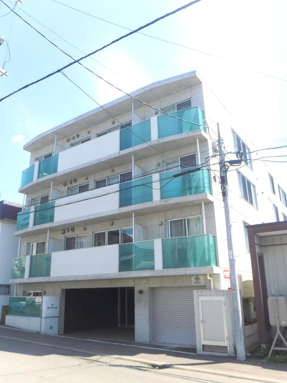 建物外観　☆地下鉄東西線南郷13丁目駅まで徒歩6分！