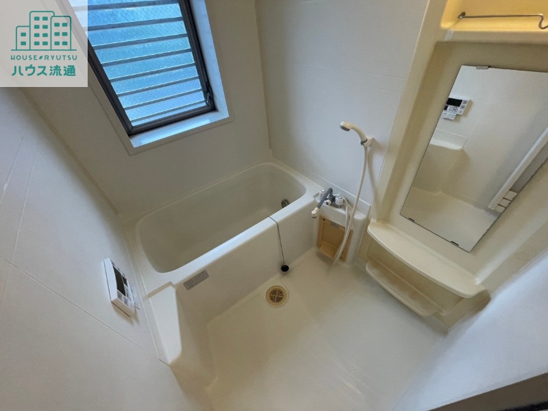 バス・シャワールーム　※同建物２ＬＤＫの写真です