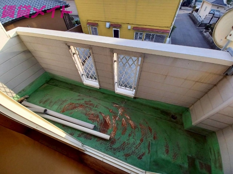 バルコニー　２階バルコニー付き