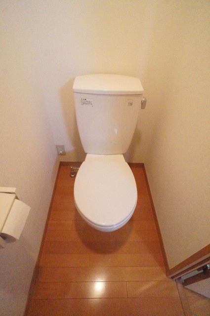 トイレ　清潔感のあるレストルームです♪