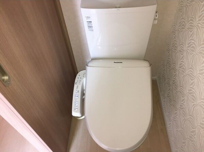 トイレ　図面と現状に相違がある場合には現状を優先