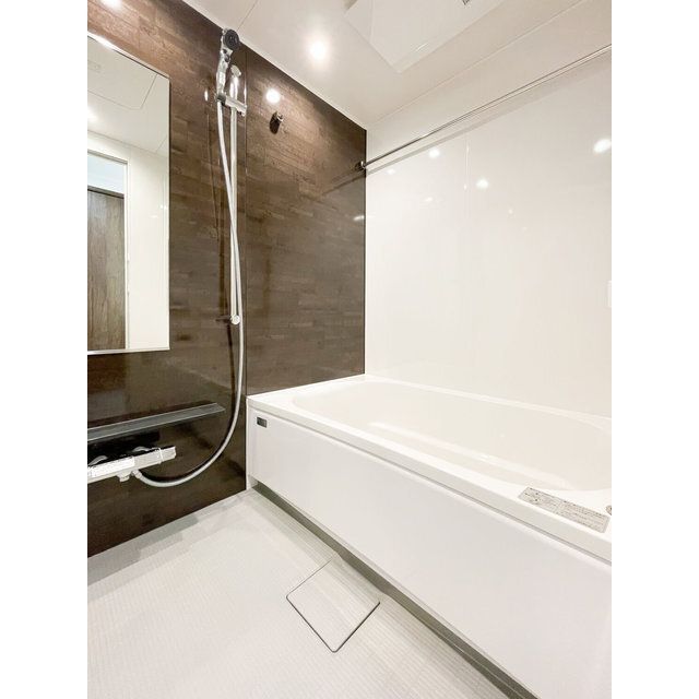 バス・シャワールーム　別のお部屋の写真です