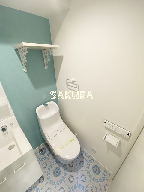 トイレ　嬉しい温水洗浄便座♪