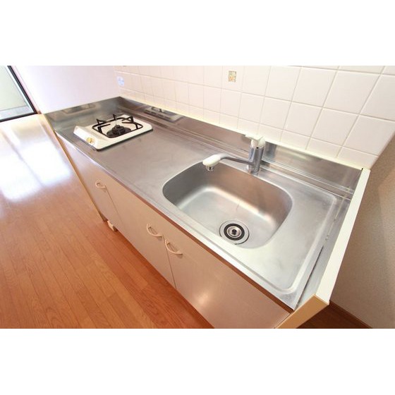 キッチン　※写真は別号室のものですので現状優先とさせていただきます