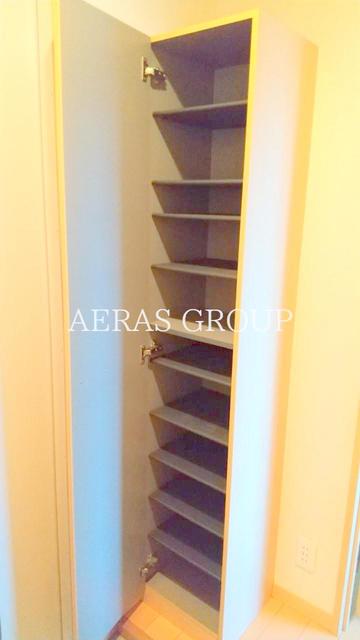 収納　収納部分