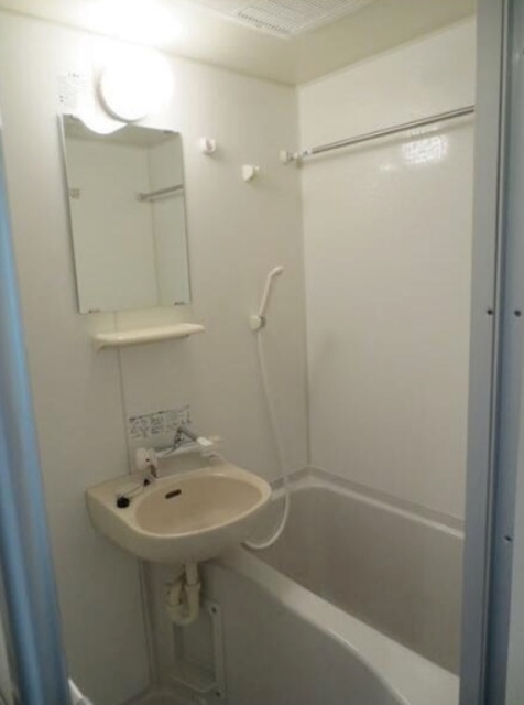 バス・シャワールーム　同仕様写真