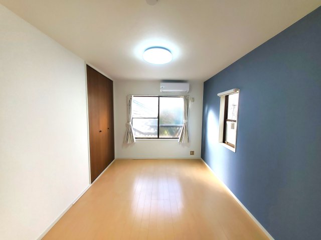 居室・リビング　スタンダードな洋室です