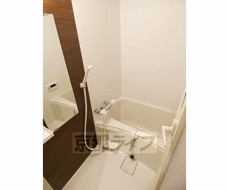 バス・シャワールーム　きれいな浴室です！