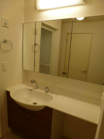 洗面設備　洗髪洗面化粧台