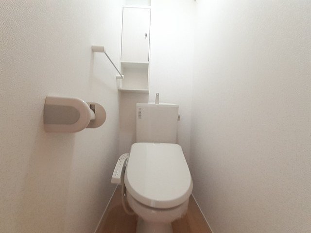 トイレ　シンプルで使いやすいトイレです