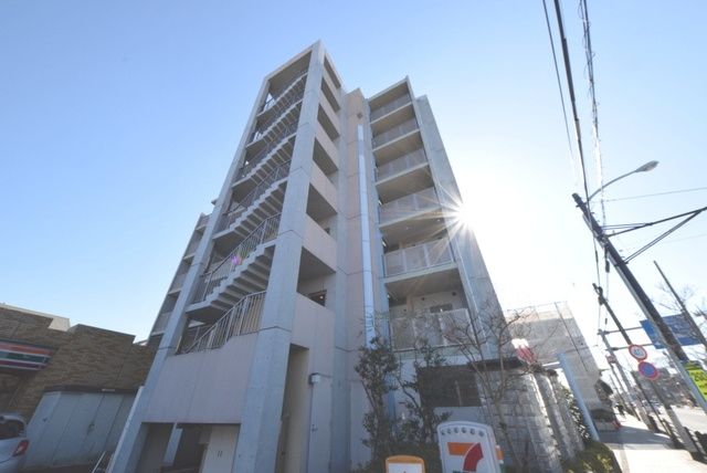 建物外観　★明るい外観★