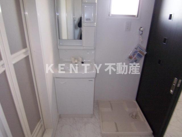 洗面設備　使いやすい洗面所です