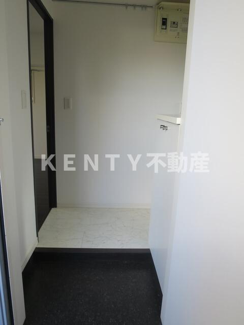 玄関　シンプルで使いやすい玄関です